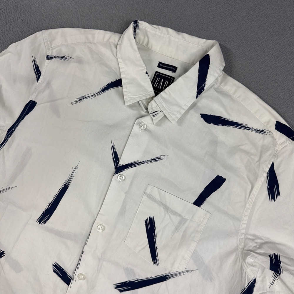 Gap Shirt Mens Medium White Abstract Brushstroke Short Sleeve Button Up Cotton